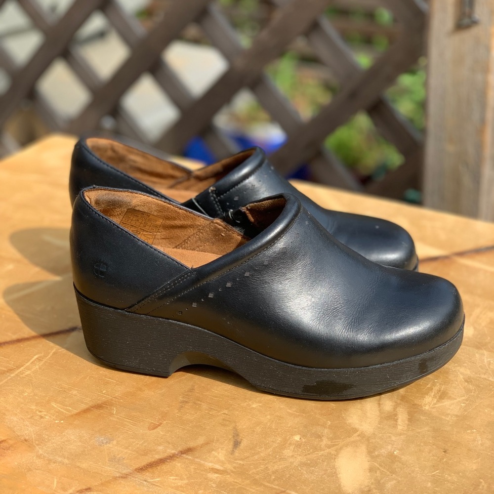 Non Slip Dansko Style Clogs